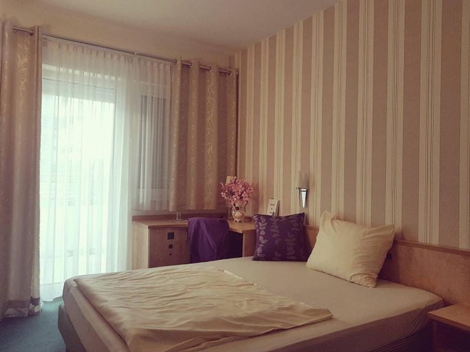 Others 3, Hotel Ring Park, Neckar-Odenwald-Kreis