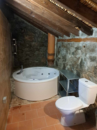 Bathroom, PITHARIA