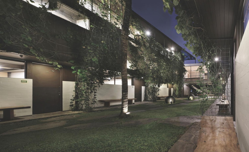 Exterior & Views 2, Clio Apartment, Badung