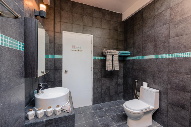Bathroom 4, Boutique Beach Guesthouse All Inclusive Diving Hotel
