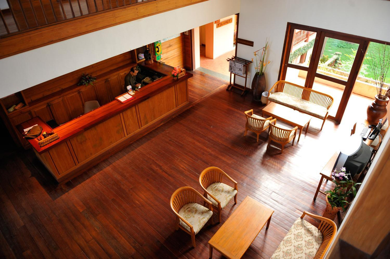 Public Area 1, Riverhouse Resort, Mae Sariang
