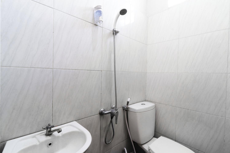 Bathroom 5, Bantal Guling Pasar Baru, Bandung