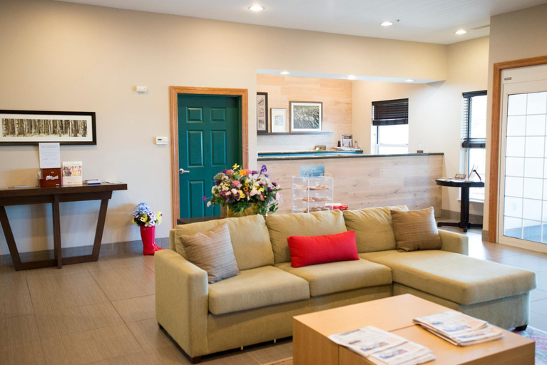 Public Area 2, Country Inn & Suites by Radisson, Effingham, IL, Effingham