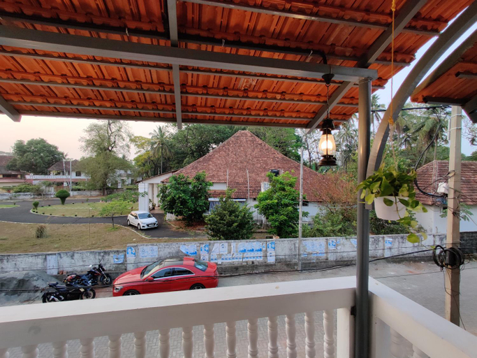 Others 2, Calvin's Inn Homestay, Ernakulam