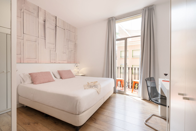 Bedroom 2, Chic & Basic Tallers Hostal, Barcelona