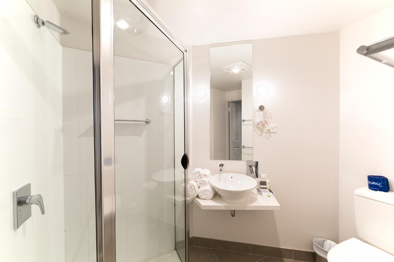 Bathroom 4