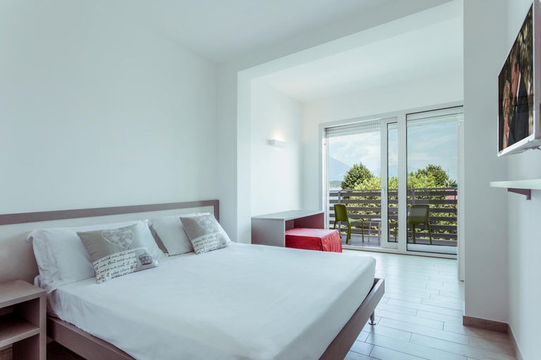 Bedroom 2, Hotel Stella del Benaco, Brescia