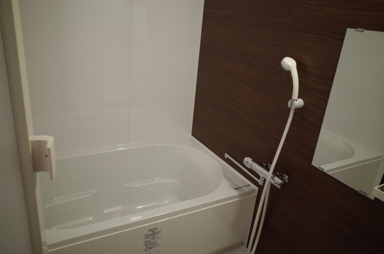 Bathroom 4, Hotel Crane Tachibana, Miyazaki