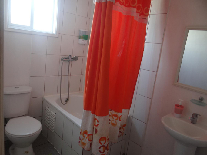 Bathroom, Hostal Santa Fe, Chiloé