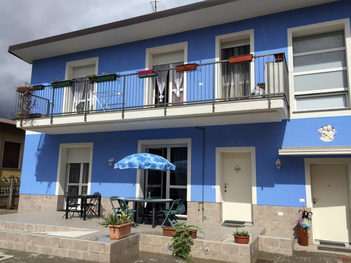 Others 5, B&B Honey Rooms, Varese