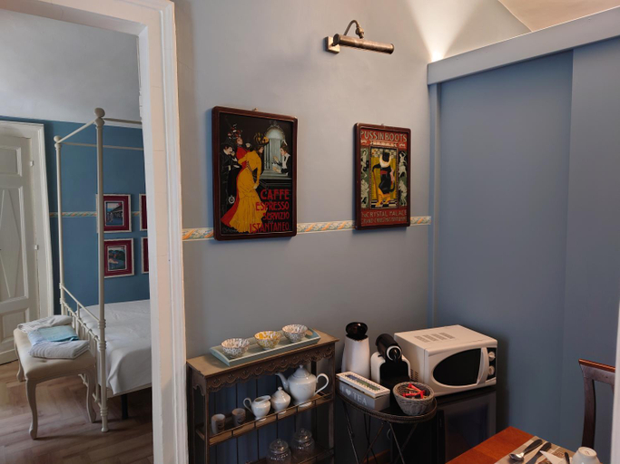Others 4, Ettore Manni B&B, Torino
