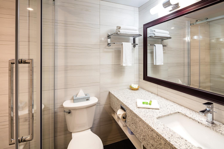 Bathroom 4