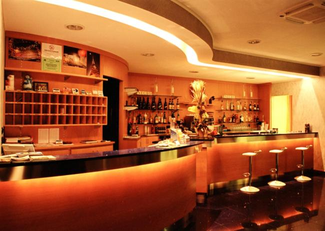 Food & Drinks 5, Hotel Italia, Torino