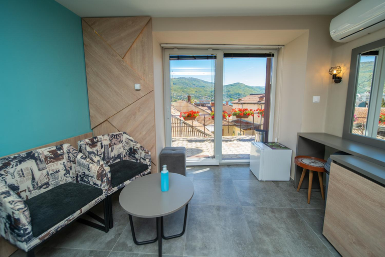 3, Darija Apartments - City Square