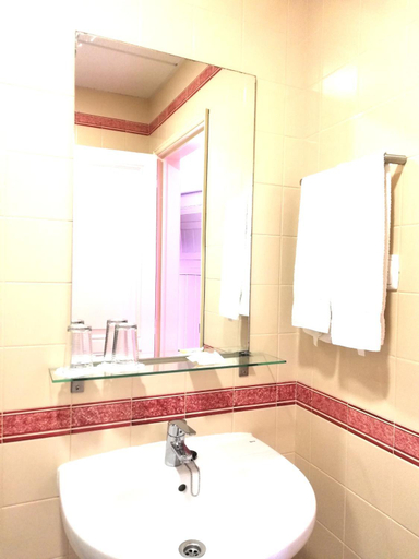 Bathroom 5, Casa Do Peso, Crato
