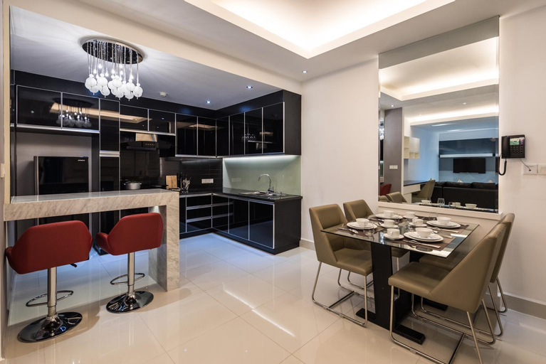Dining Room 12