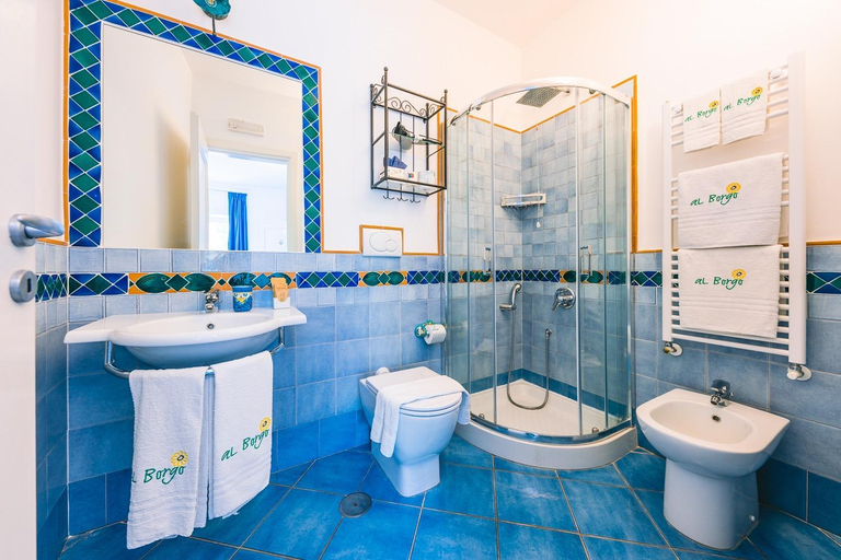 Bathroom 2, Al Borgo Torello, Salerno