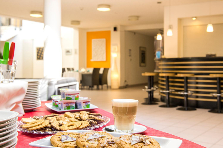 Food & Drinks 4, CJD Bonn Castell, Bonn