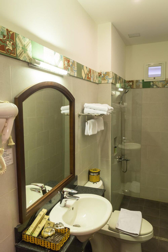 Bathroom 5