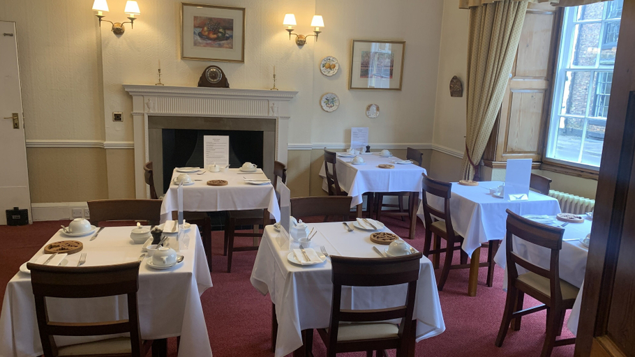Food & Drinks 4, Orchard Club - Newton House, North Yorkshire