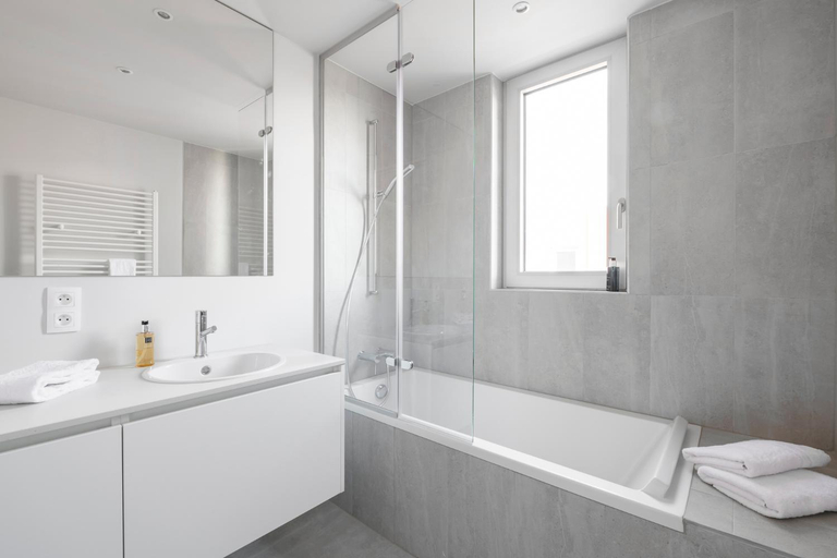 Bathroom 2, Skyline Flats Gent, Oost-Vlaanderen