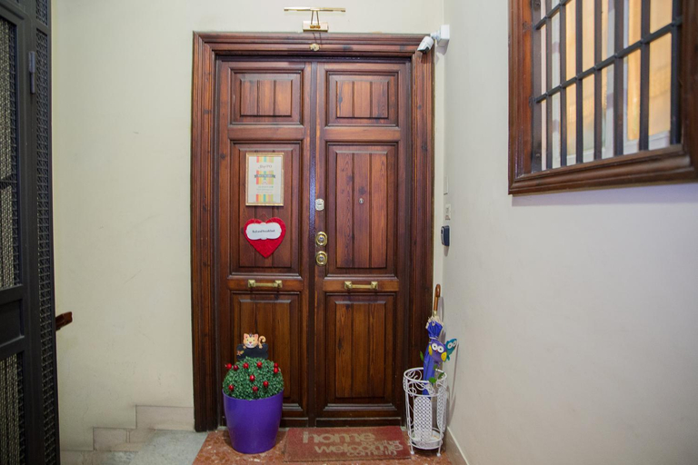 Others 5, Sleeppo B&B, Rome