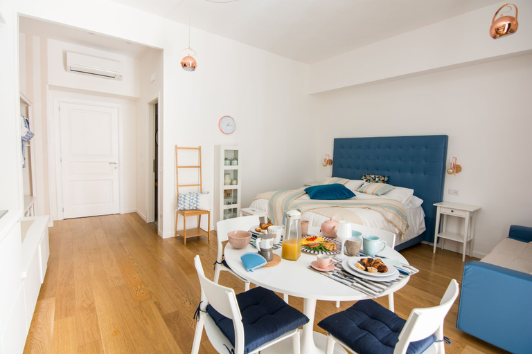 Room 2, Studio Fuoro, Napoli