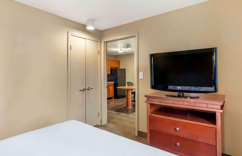 Bedroom 3, Extended Stay America Suites Bakersfield Chester Lane, Kern