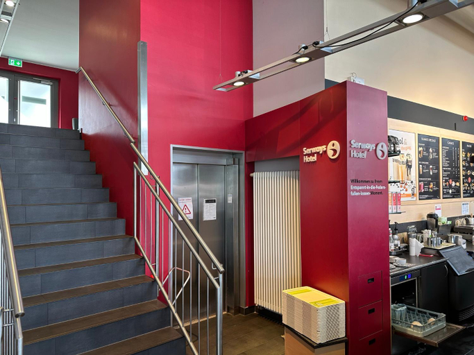 Public Area 2, Serways Hotel Lueneburgerheide, Heidekreis