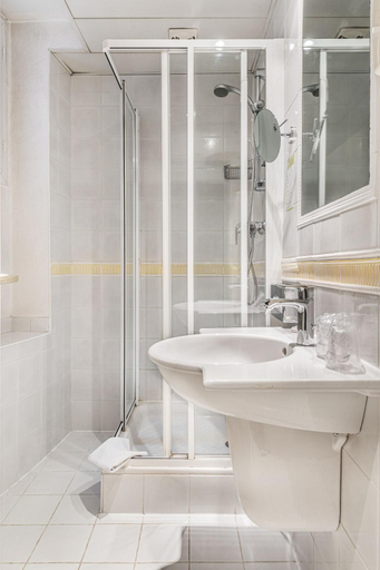 Bathroom 4, Courcelles Mederic, Paris