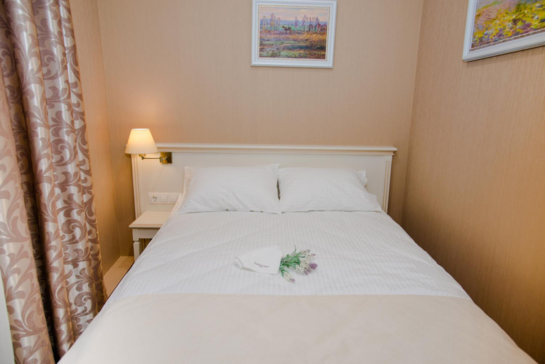 Bedroom 2, Pletnevskiy Inn, Kharkivs'ka