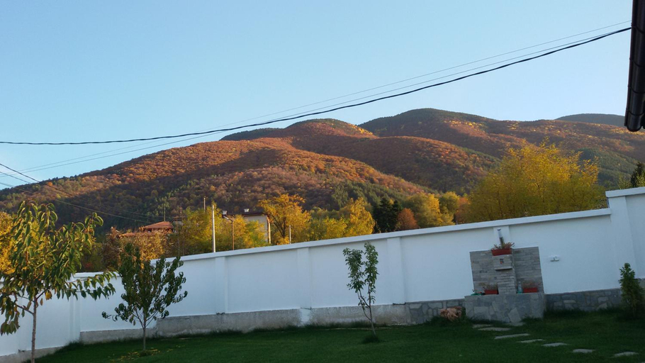 Others 5, Villa Gardenia, Sapareva Banya