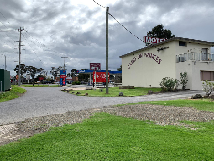Others 5, Casey on Princes Motel, Casey - Hallam