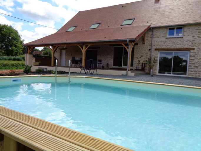 Sport & Beauty 2, Le pre de la rue, Indre