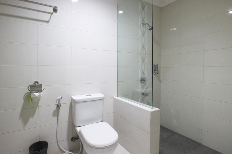 Bathroom 19