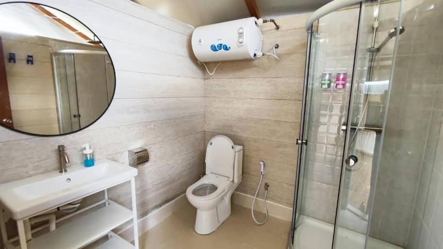 Bathroom 2, Canopy Villa Sireh Park, Johor Bahru