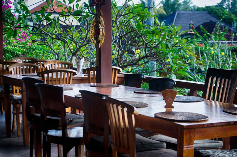 Food & Drinks 3, Rumah Roda, Gianyar