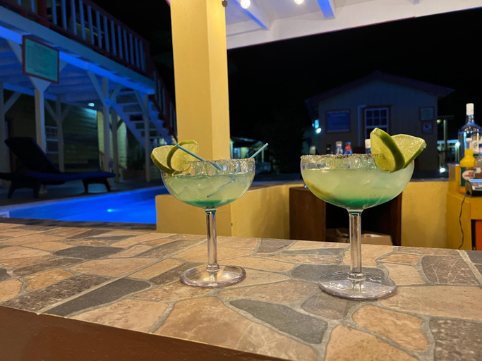 Food & Drinks 5, Tropical Paradise Hotel