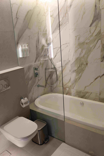 Bathroom 4, Condor Marina Star- Casa Royale VH, Dubai