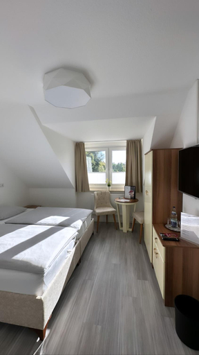 Bedroom 3, Rosenheim, Plön
