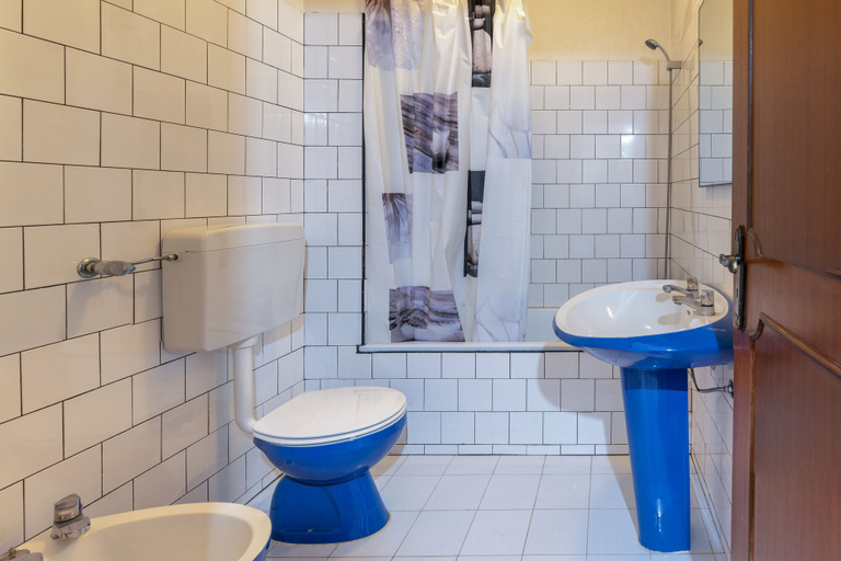 Bathroom, Global Guest Sintra, Sintra