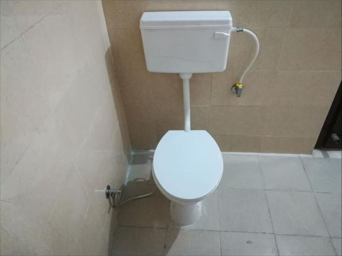 Bathroom 3, Sharma's Homestay, Kullu