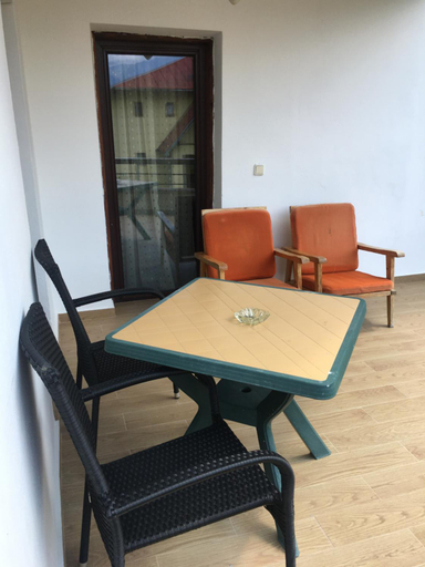 Others 5, Ancora, Predeal