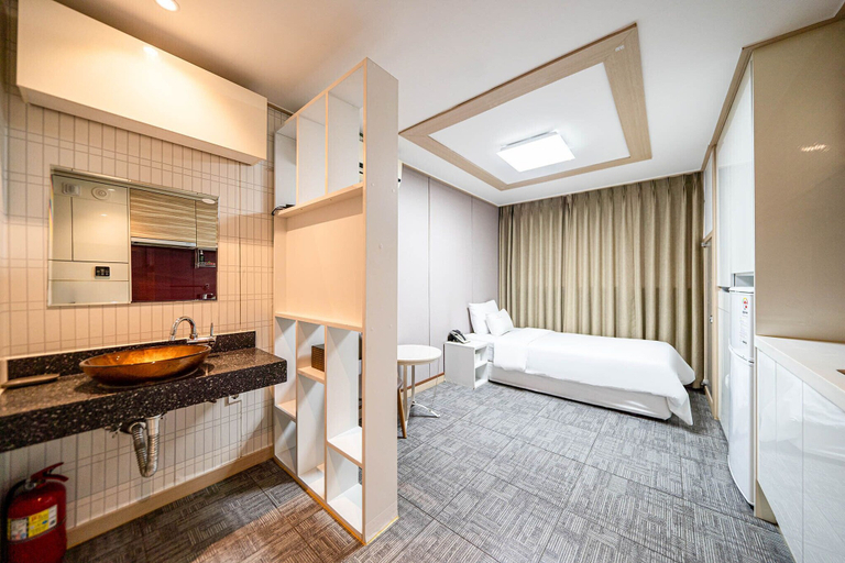 Bedroom 3, Residence Hotel LINE, Daedeok