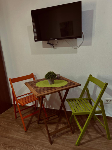 Others 5, Old Town - Guest House