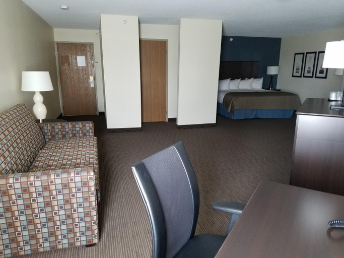 Bedroom 2, AmericInn by Wyndham Sleepy Eye, Brown
