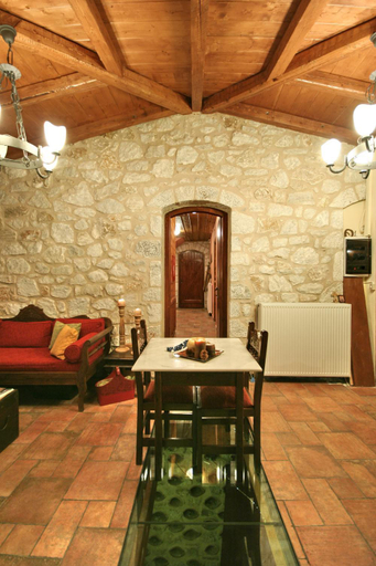 Others 2, Archontiko Kolokotroni, Peloponnese