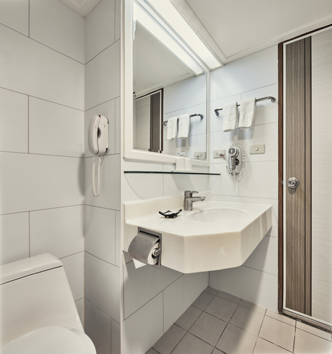 Bathroom 5, Beach Resort Green Bay, New Taipei City