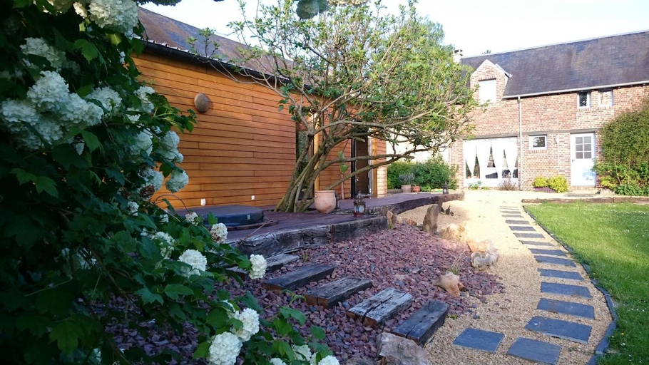 Others 5, La Ferme Oasis, Oise