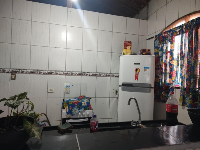 Others 5, Hostel Raio de Fogo, Parati